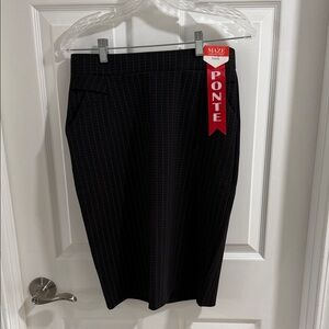 Black Patterned Pencil Skirt for Women